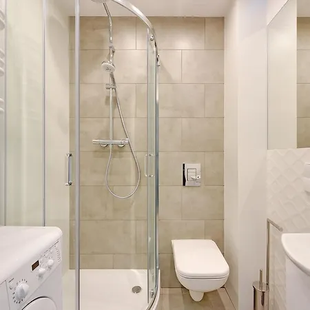 Apartamento Chmielna 72 *