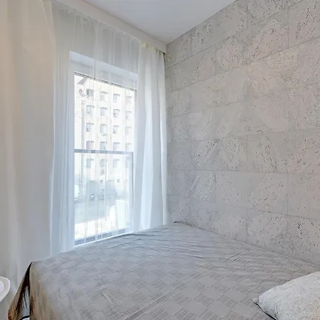 Chmielna 72 Apartmán