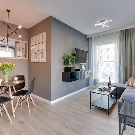 Appartement Chmielna 72