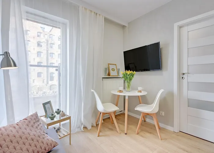 Chmielna 72 Apartment