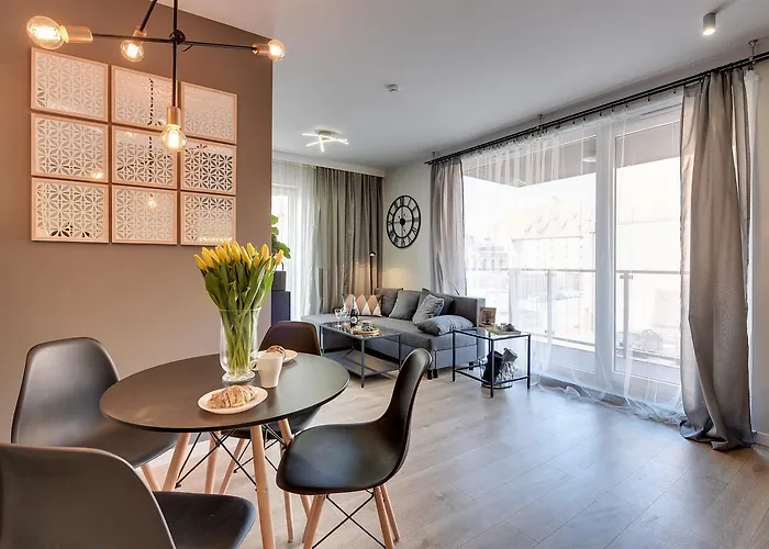 Apartment Chmielna 72 Danzig