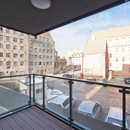 Appartement Chmielna 72 *